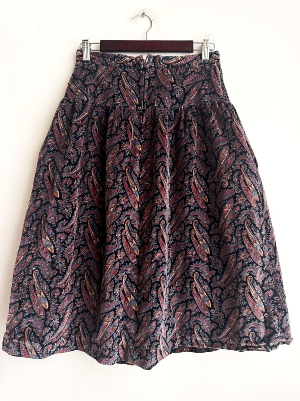 Vintage Velvet Paisley Print Knee Lenght Skirt S - Picture 5 of 5